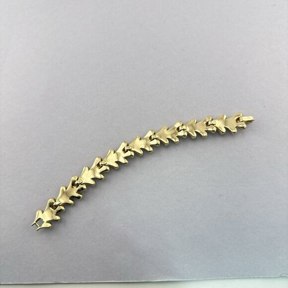 Vintage Crown Trifari Bracelet Gold Tone Clear Rhinestones Sculptural Statement - Picture 9 of 14